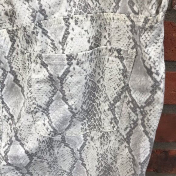 NYDJ NEW Ami High Rise Animal Snakeskin Print Jeans Slim Pant Stretch Gray  16 - Picture 12 of 16
